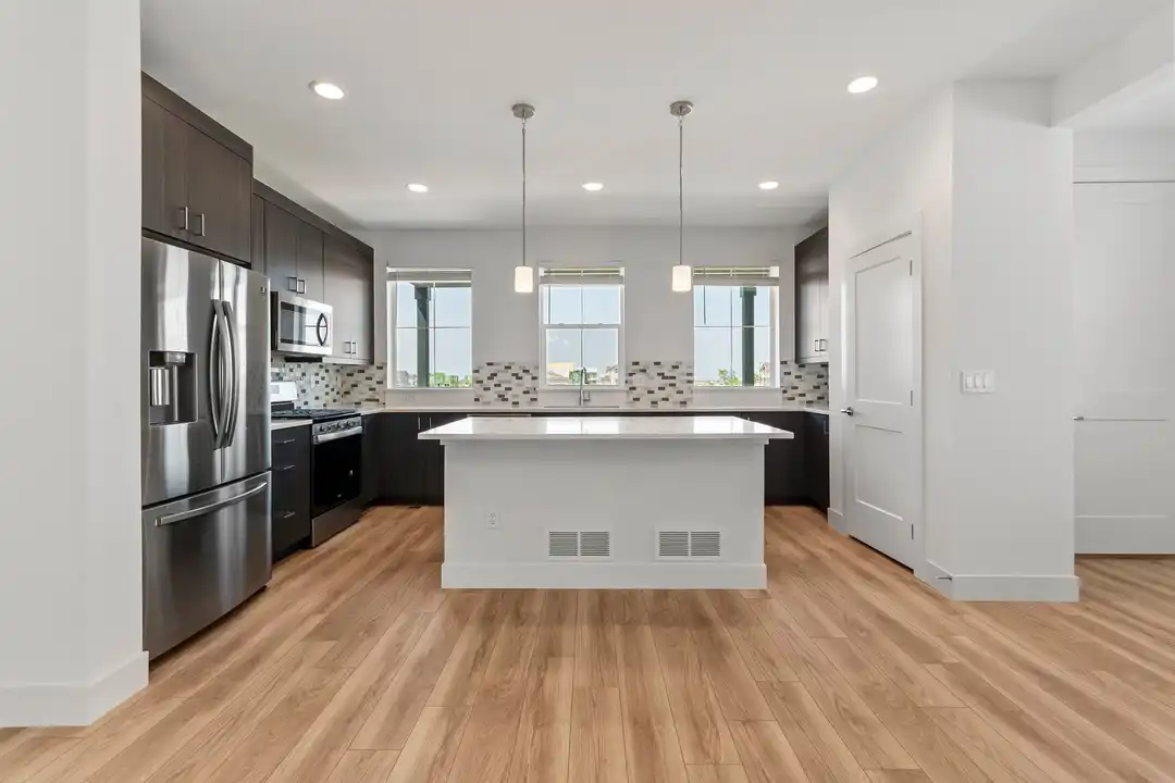 6106 N Netherland Ct - View 4