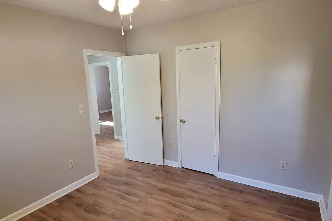 House in Columbus - More