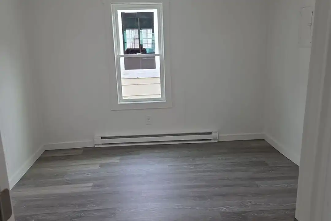 201 N Gregory St - View 6