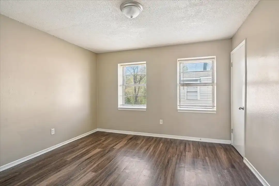 Shelby Pointe Townhomes – další