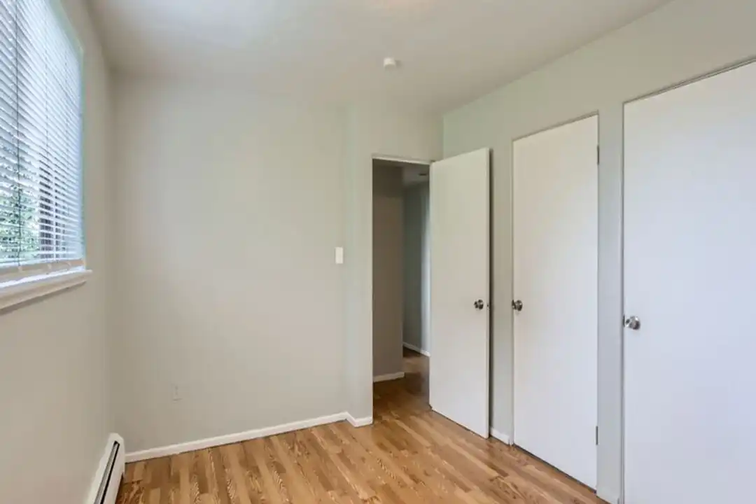 2929 W Colorado Ave - Skats 6