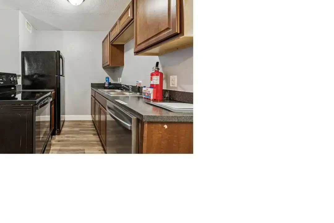 Apartment in Fort Worth - View 2