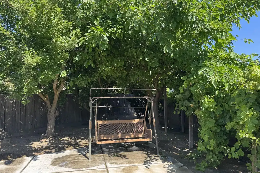 3855 Ramin Dr - View 4