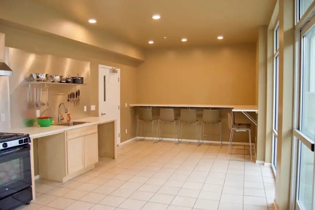 Riano by aPodment Suites Where Ballard Vibe Meets Smart Micro-Living - Vaizdas 4