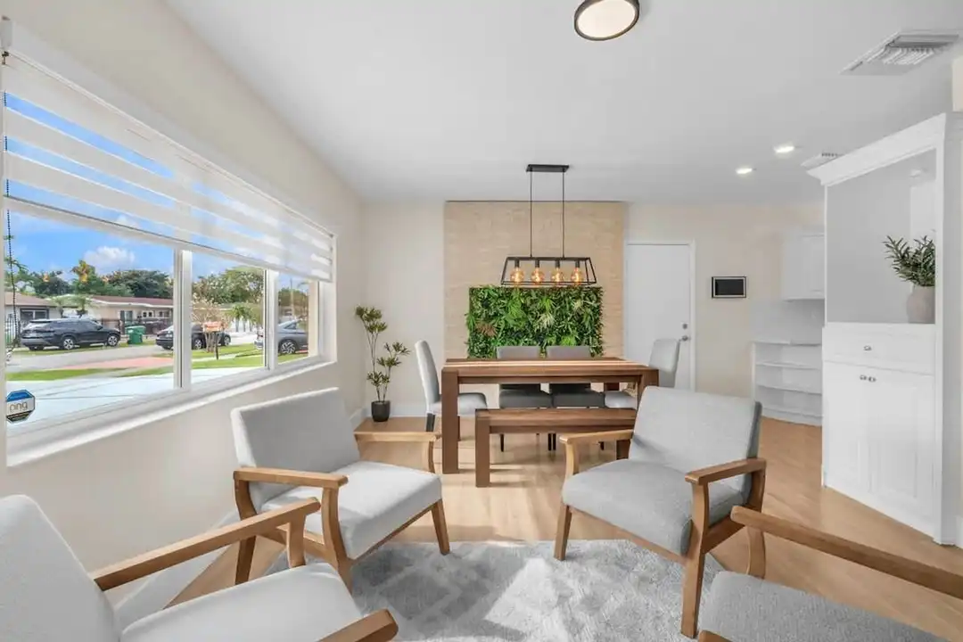 8225 SW 39th St unit 1373700P - View 2