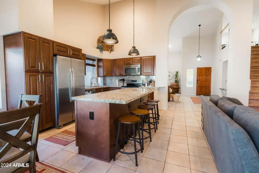 2322 E Millbrae Ct - View 4