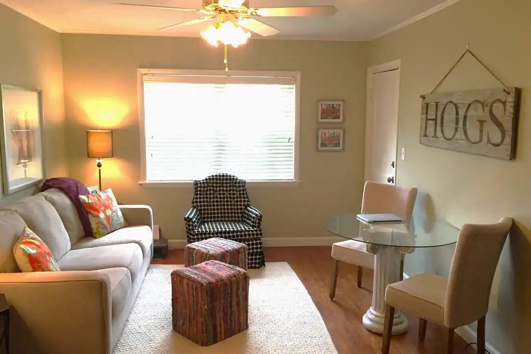 529 Whitham Ave - View 5