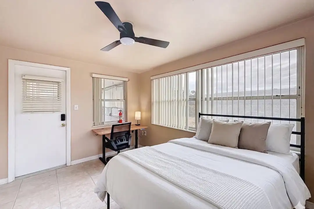 3632 Brompton Dr – photo 1 of 12