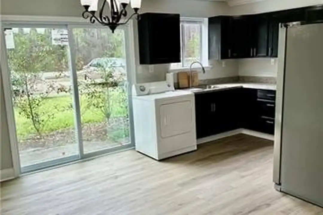 Apartment in Bogalusa - View 2