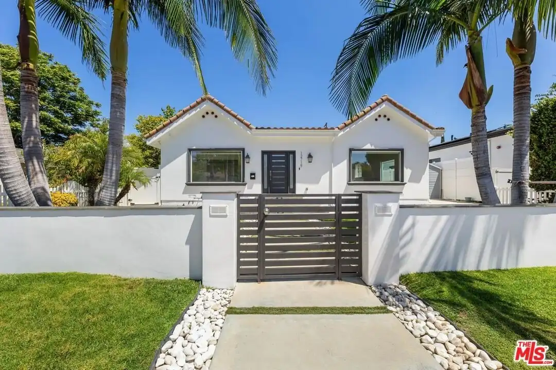 12719 Tiara St - View 2