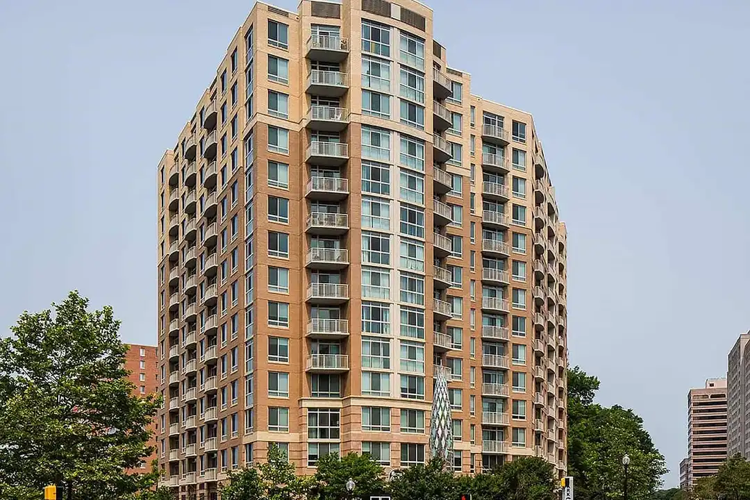 1200 East West – photo 1