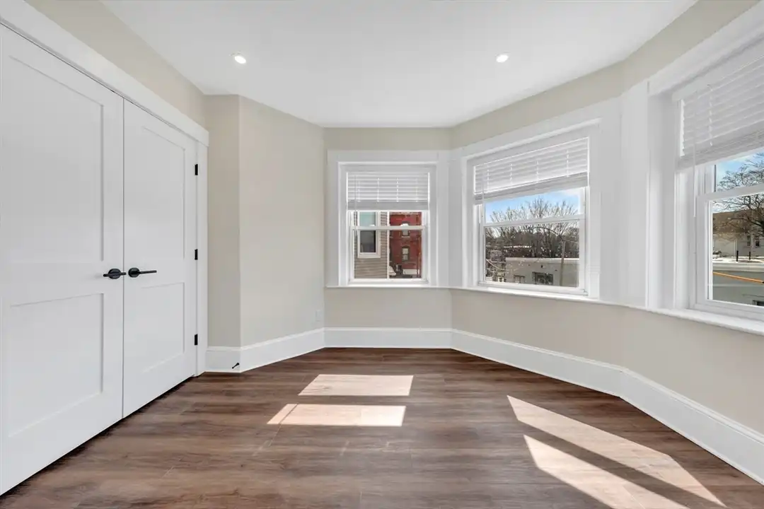 107 School St unit 3 - Widok 4