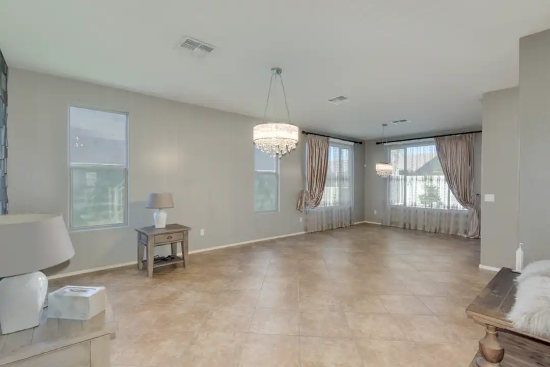 House in Gilbert - More