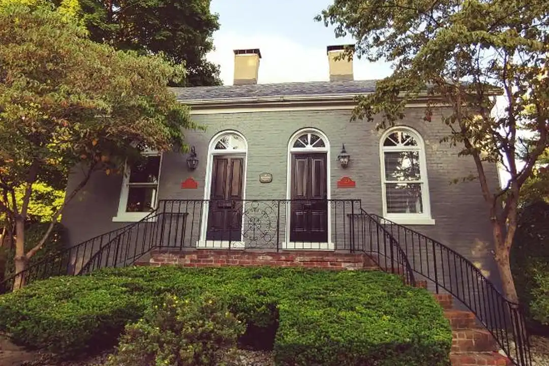 227 S 2nd St – photo 1