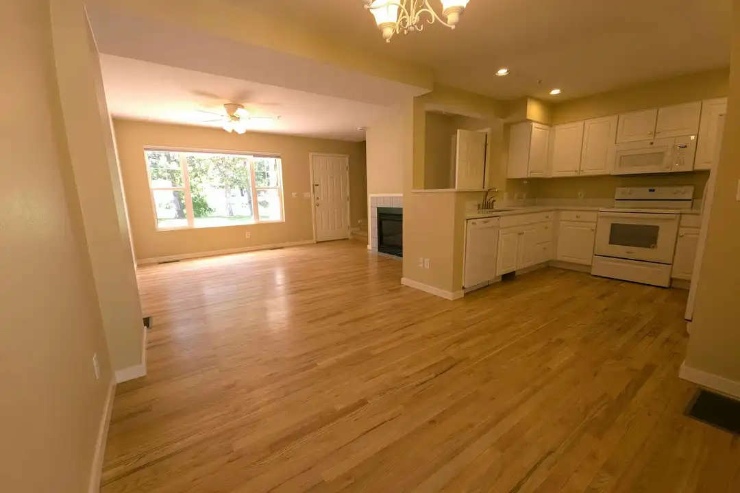 3790 Colorado Ave unit # E - View 4