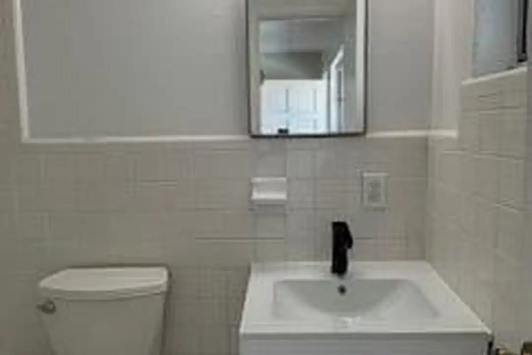 429 Sunrise Dr - View 5