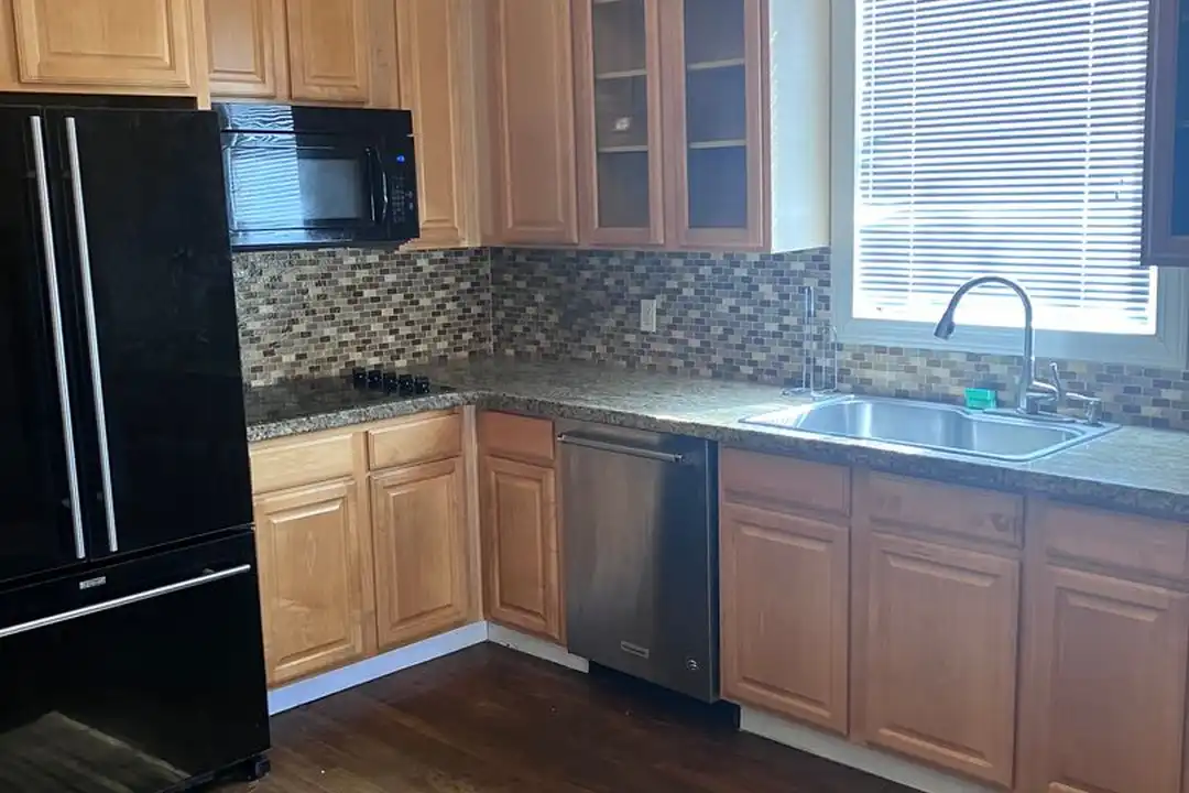 Apartment in Tucson - View 4