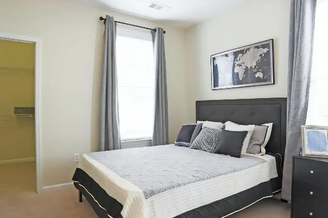 5301 Roundstone Way - View 4