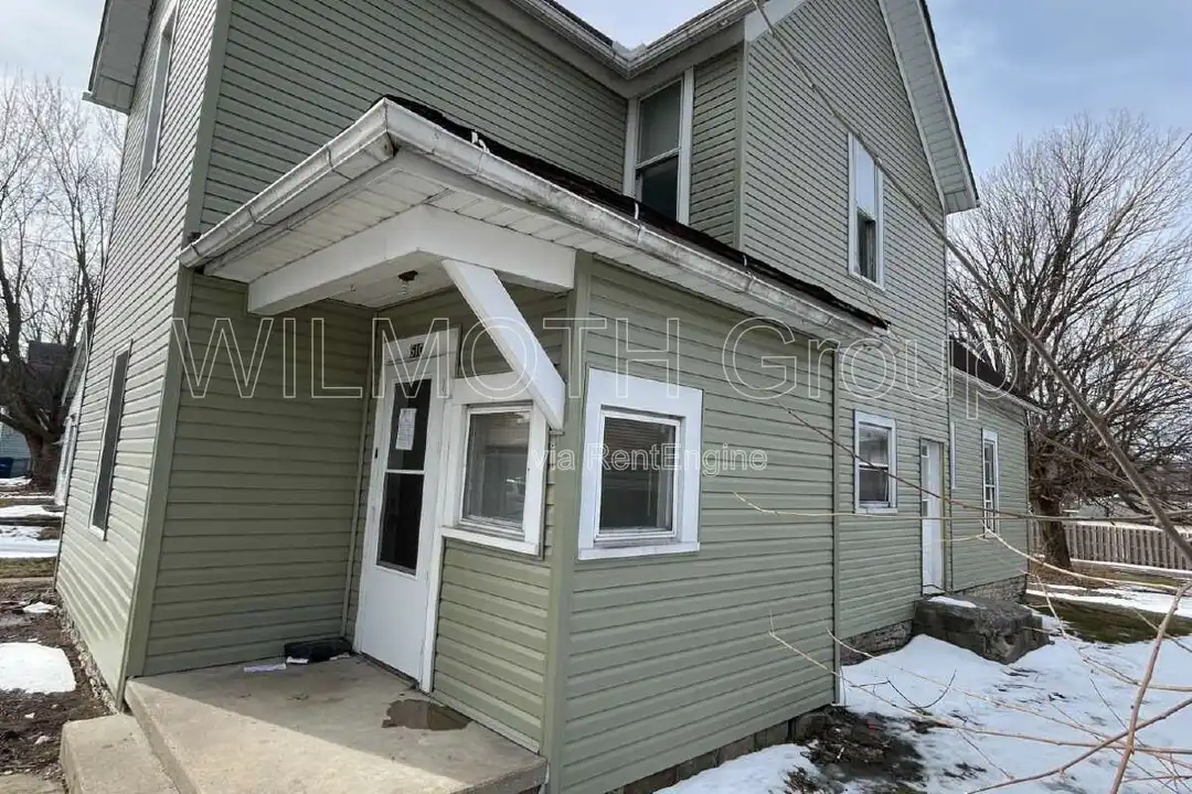 610 S Gallatin St unit A - View 2