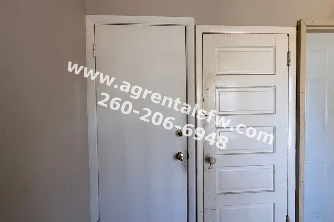 420 1/2 Nussbaum Ave unit 412 1/2 Nussbaum Ave - View 2