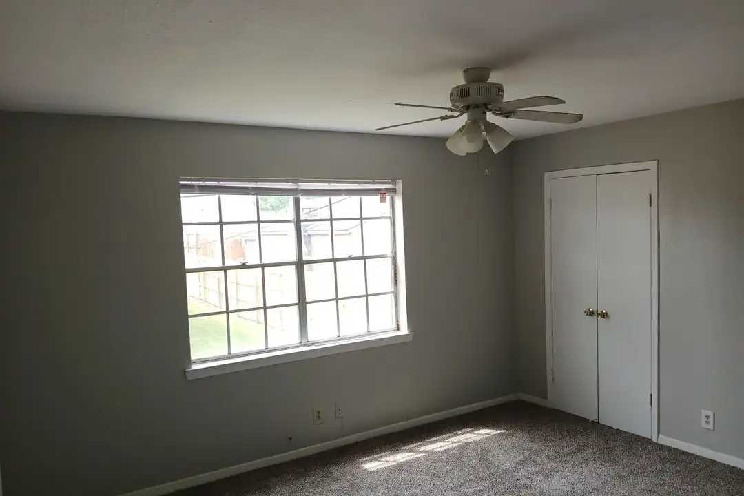 303 Eden Dr unit 311-30 – photo 1