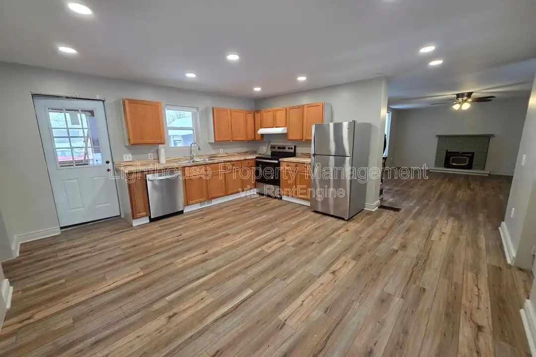 12634 L Dr N - View 6