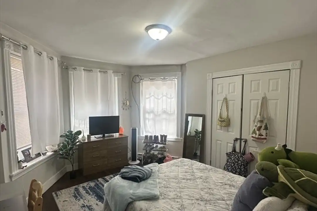1501 Commonwealth Ave unit 205 - View 6