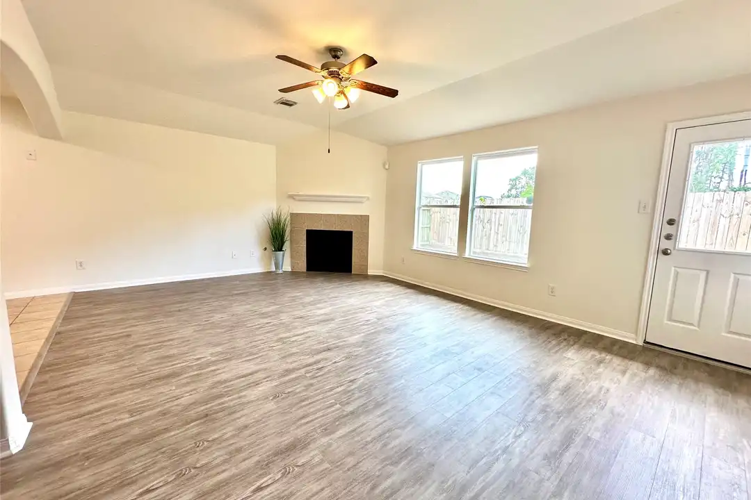 25311 Clover Ranch Dr - View 6