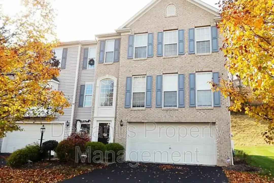 1115 Linden Vue Dr – photo 1 of 20