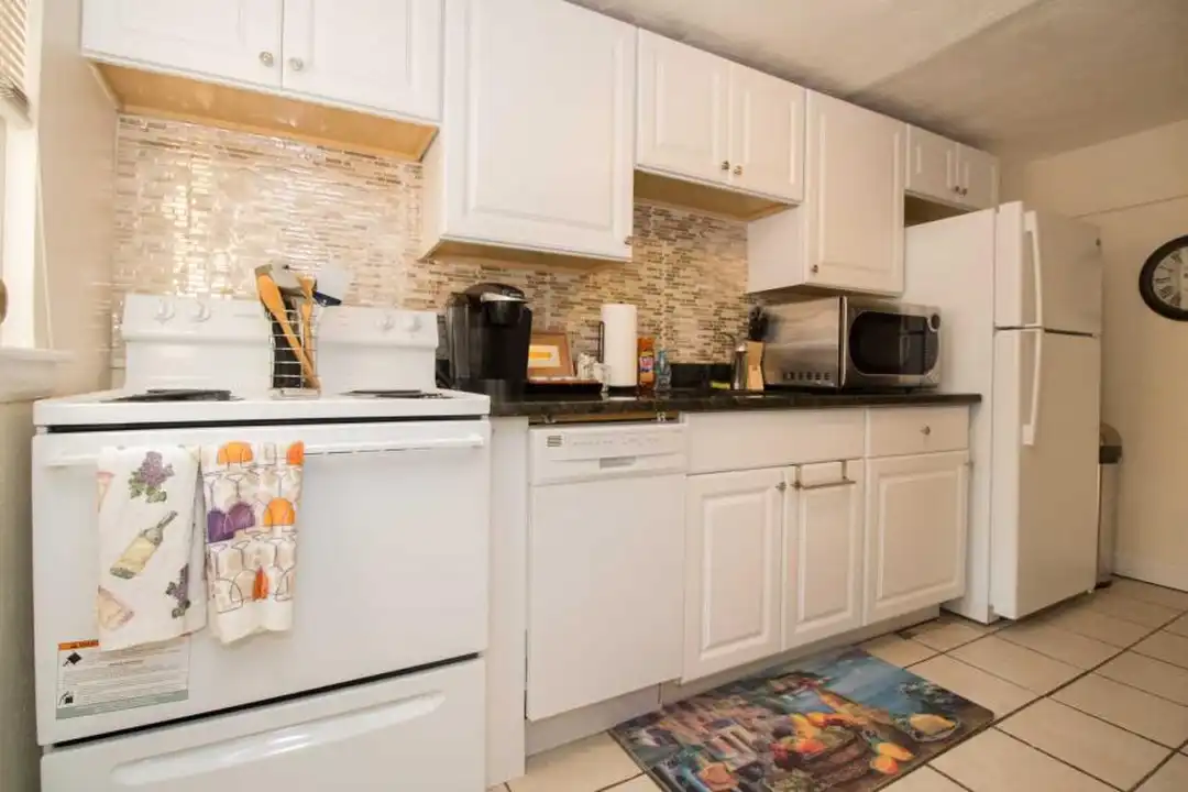 89 Chestnut St - View 5