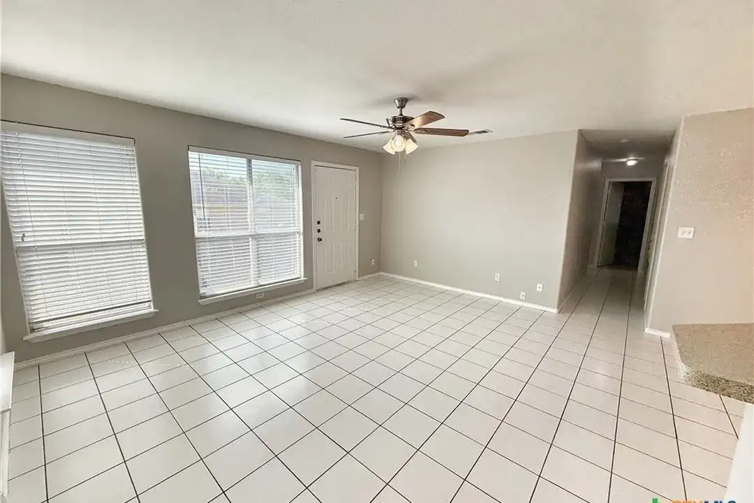 2754 FM1044 - View 2