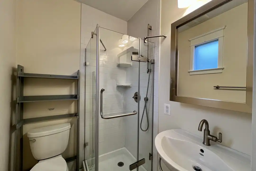 4126 Lee Hwy unit CC - View 5