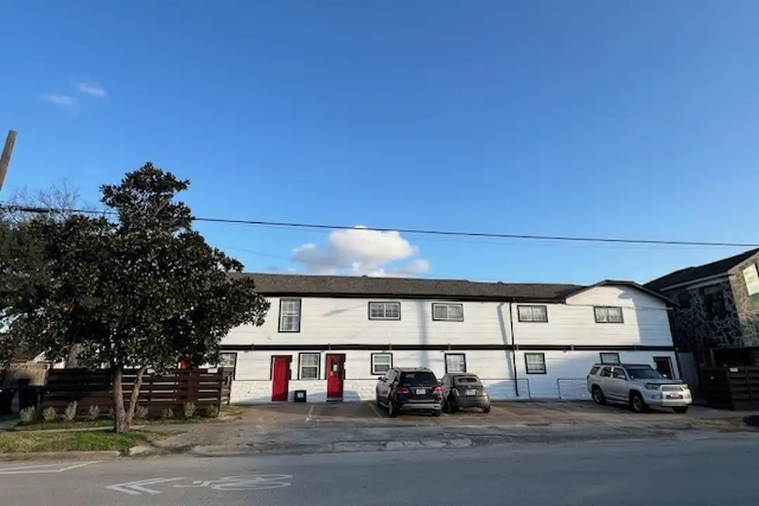 4301 La Branch St unit B - View 2