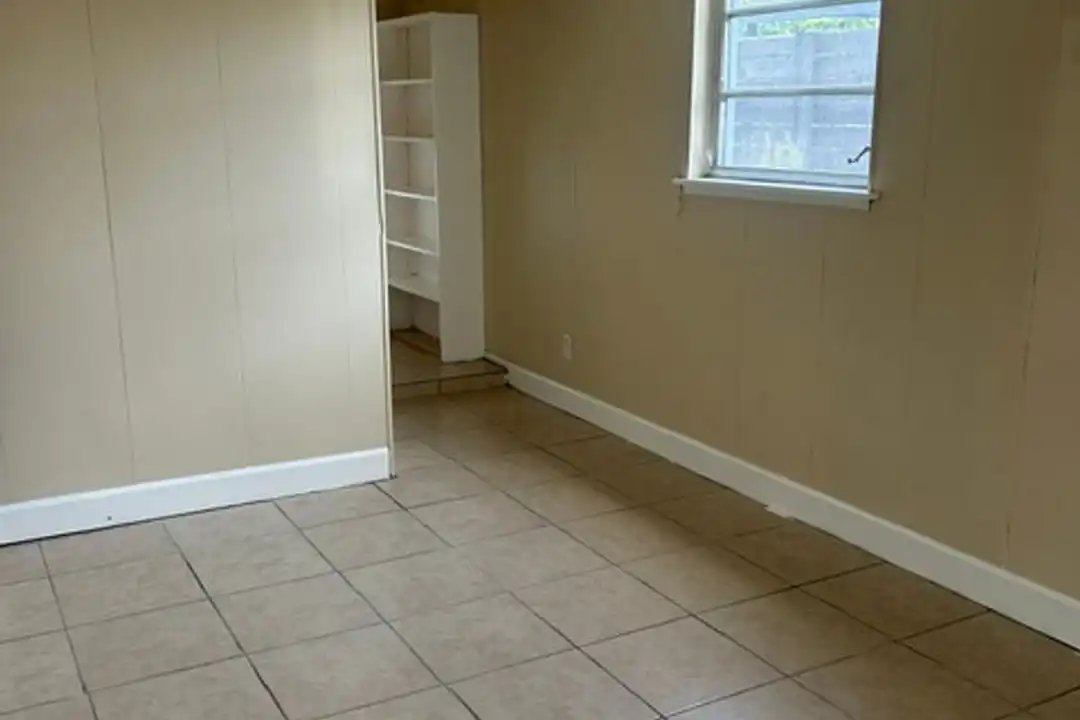2527 Cheval Dr – photo 1