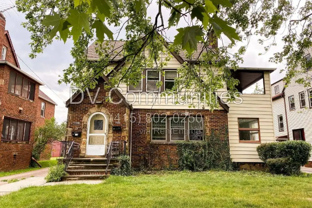 1504 Sherbrook Rd – photo 1