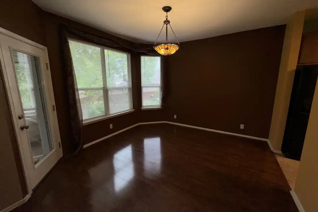 4922 Macey Trail - View 4