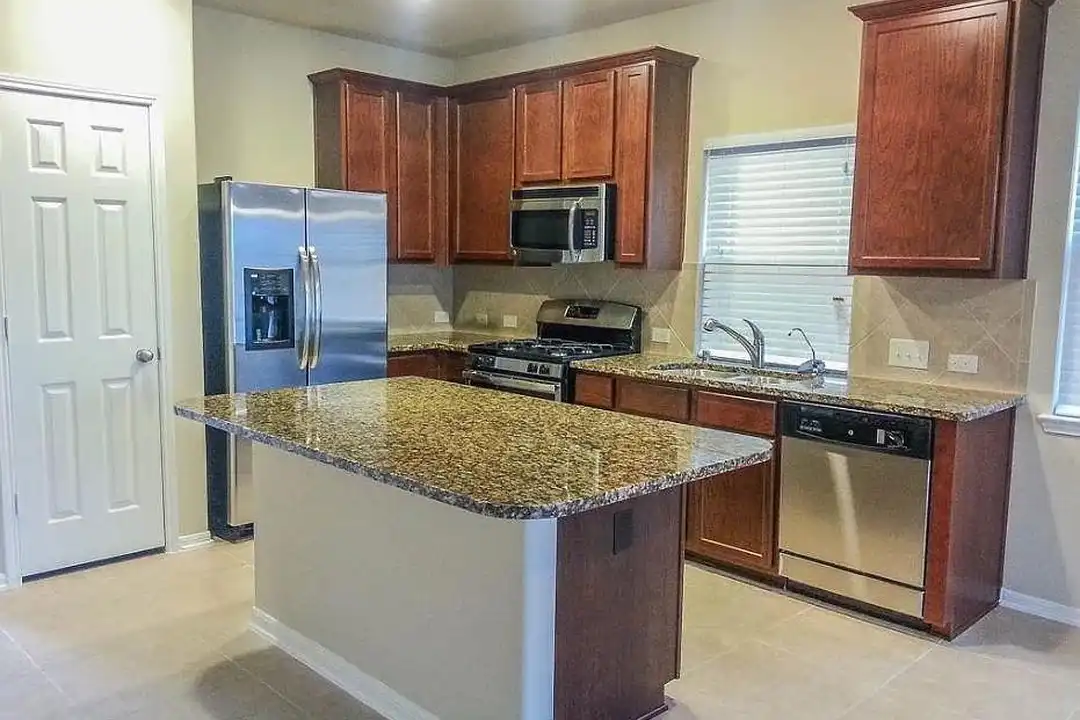 20735 Pine Rain Ct - View 2