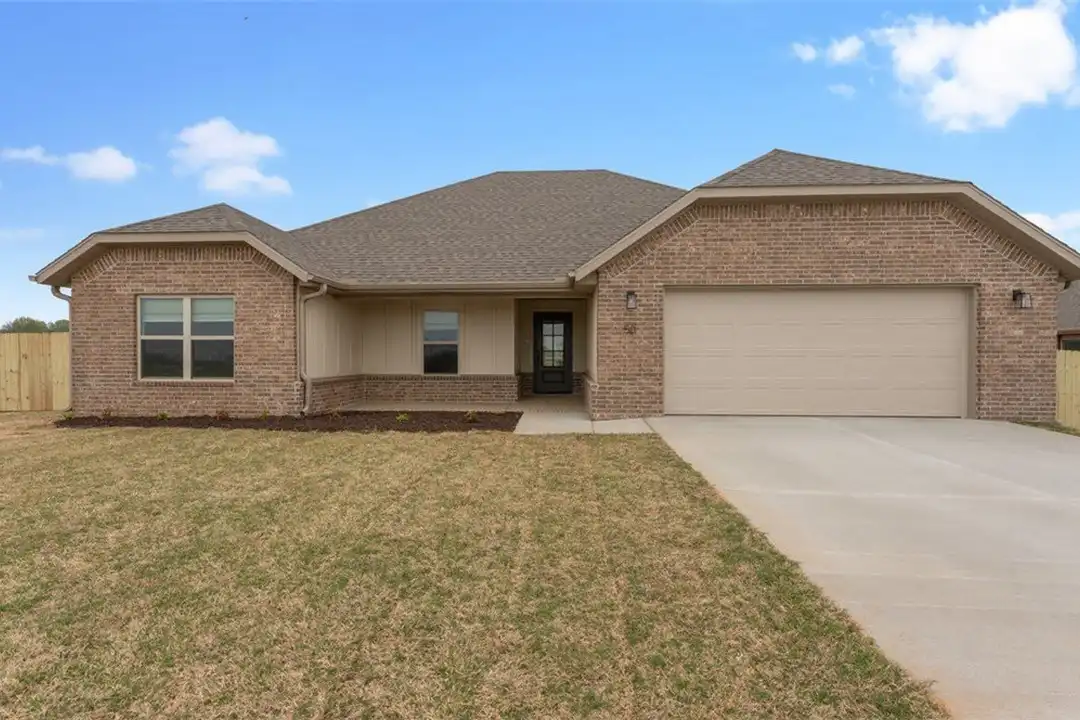 50 N Banner Ave – photo 1