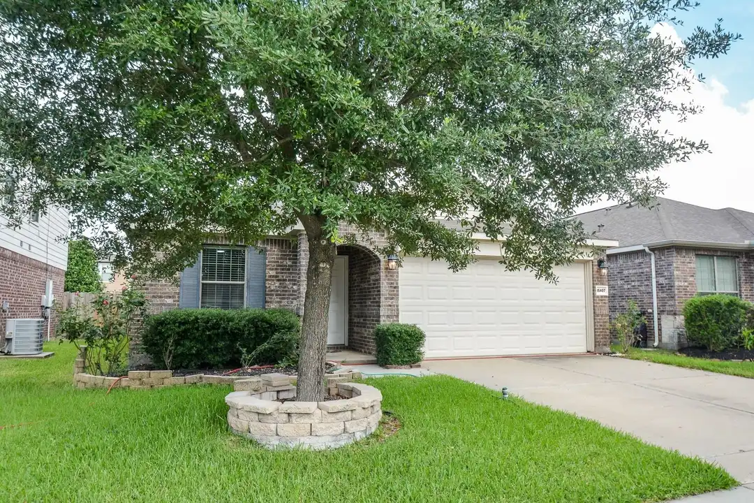 15407 Key Crest Ln - View 2