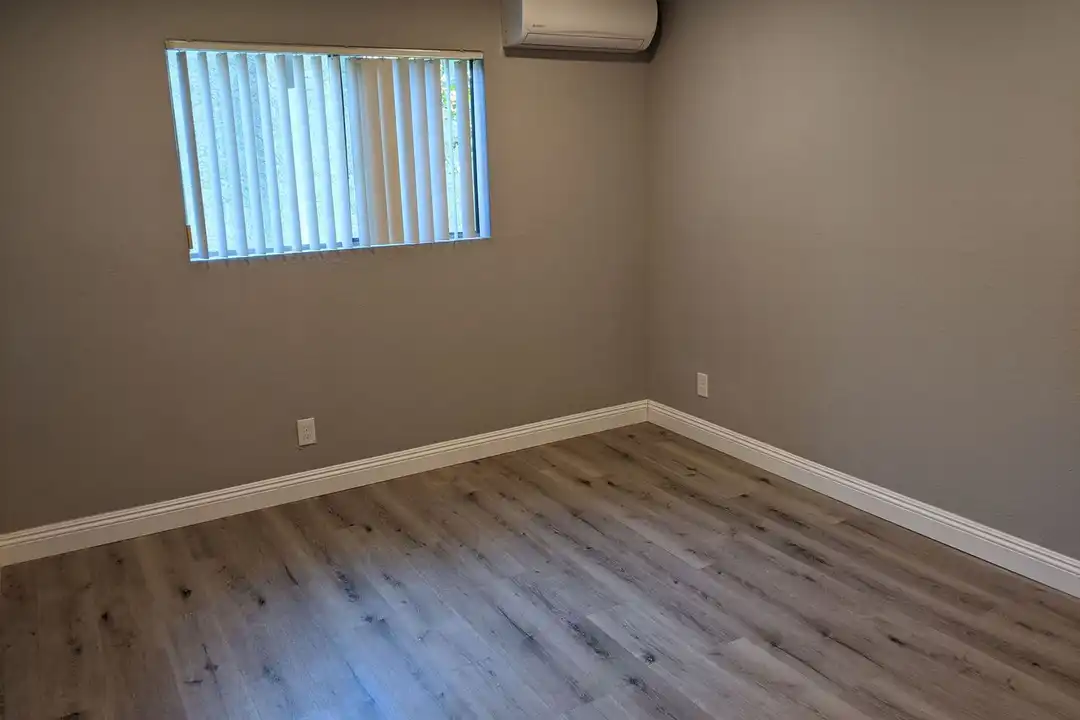 1414 E Orange Grove Blvd unit 6 - View 5