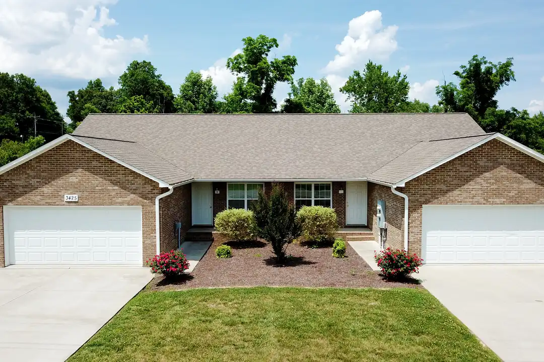 3425 Dodson Branch Rd unit B – photo 1