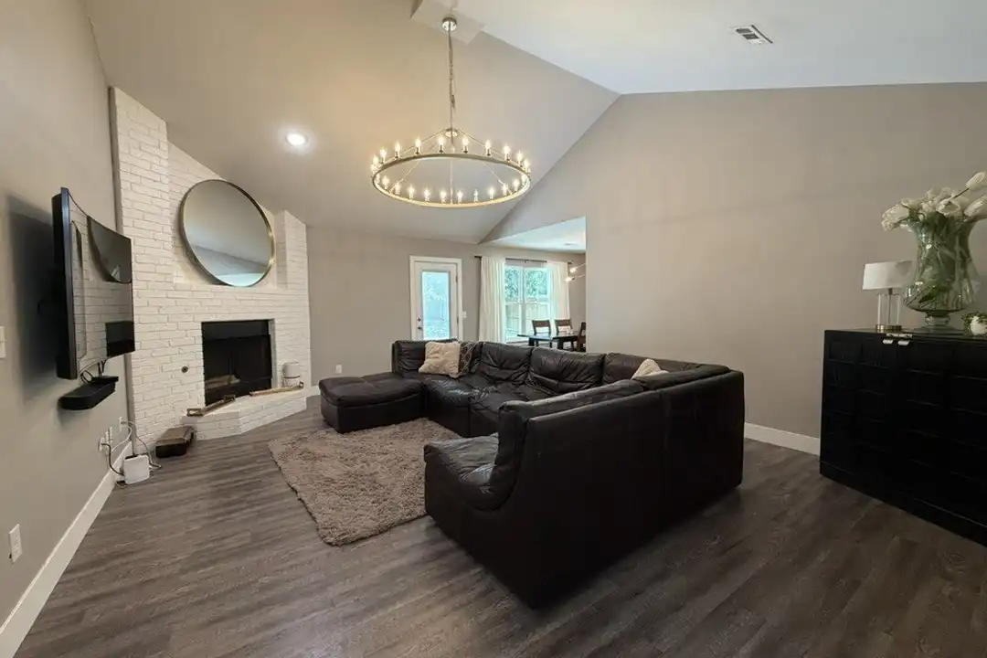 1314 N Fieldstone Ave – photo 1