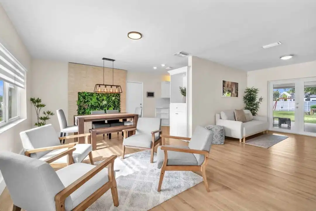 8225 SW 39th St unit 1373700P - View 4