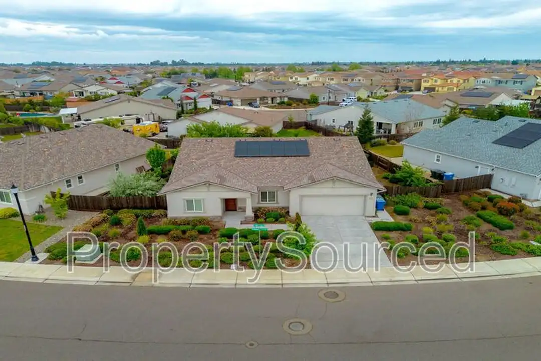 2687 Taft Ave - View 4