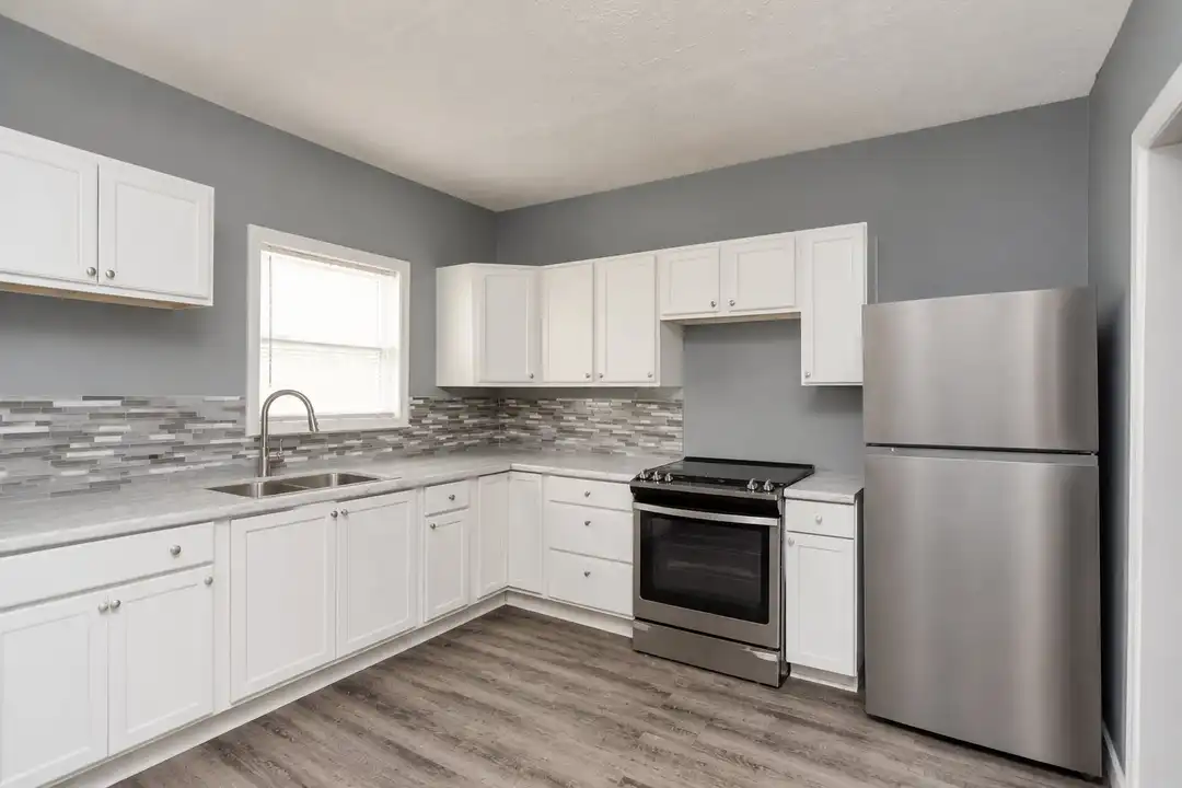 3208 Guilford Ave - View 2