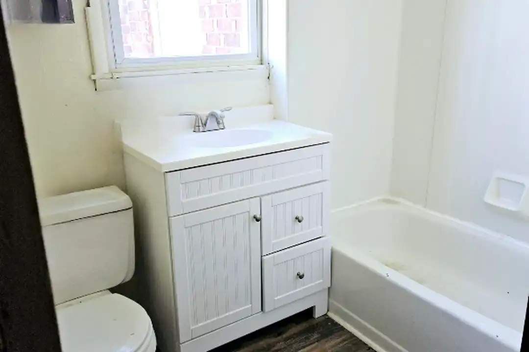 309 W Beaver Ave unit 5 – photo 1