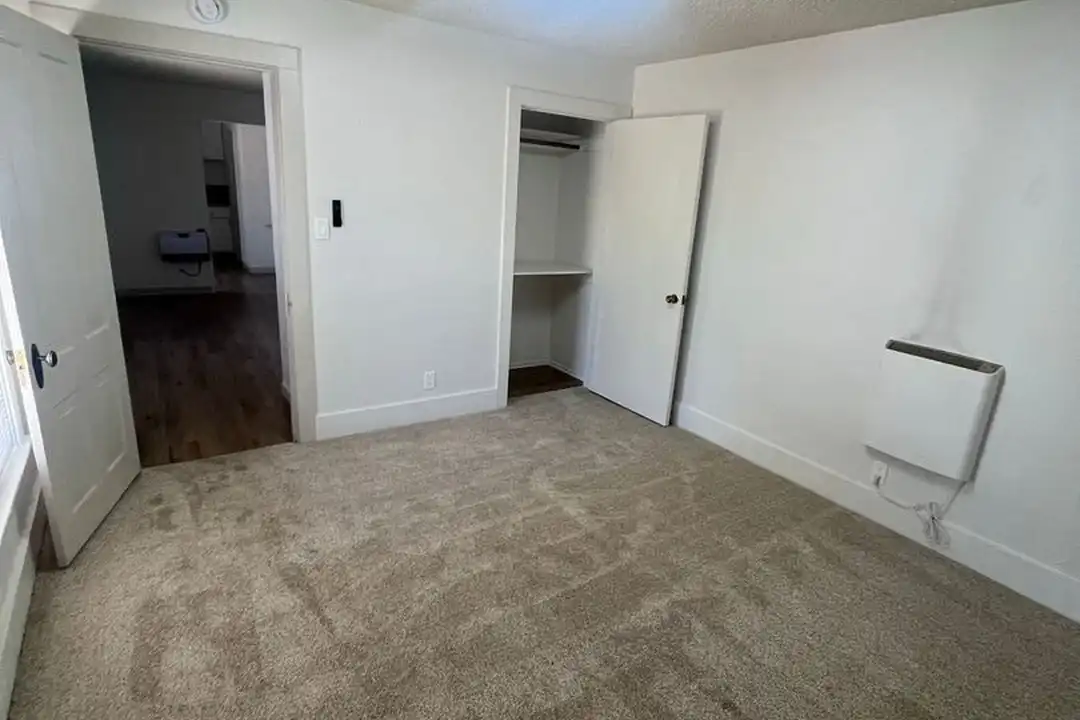 520 S Curry St unit 202 - View 3
