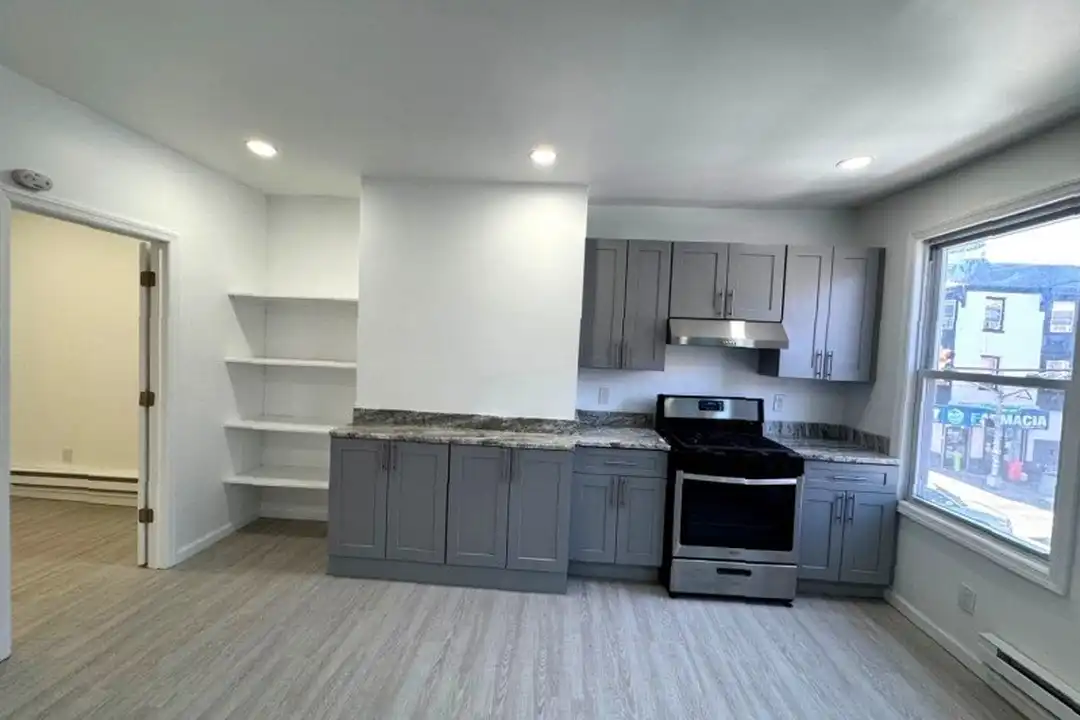76-78 Market St #1 - View 2