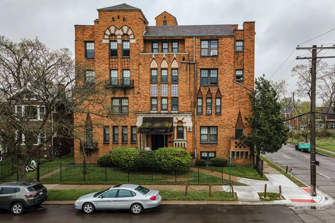 2023 Tuxedo St – photo 1