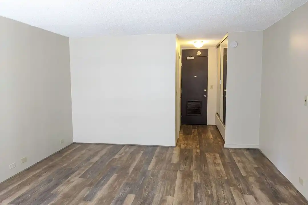 747 Amana St unit 713 - View 4